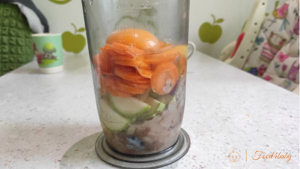 Рецепт рибно-овочевих млинців чи котлет зі скумбрії для дітей