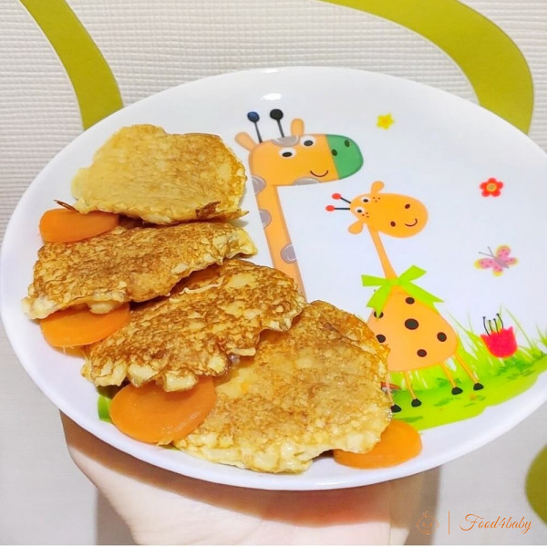 Рецепт РИБНИХ млинців з морквою для діток.